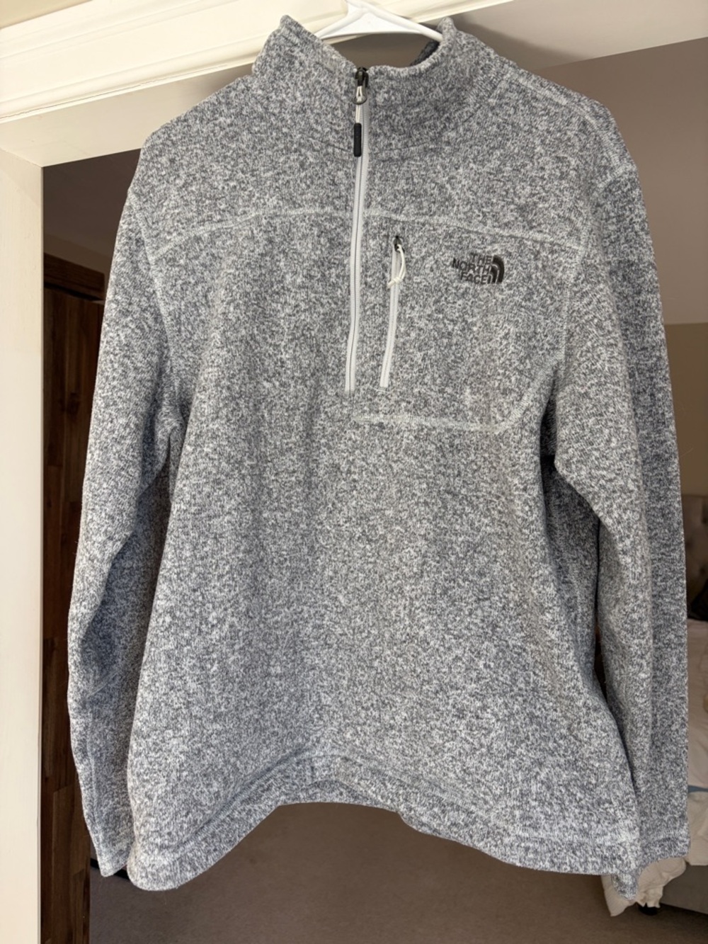 The North Face Men's Heather Grey Half-Zip Fleece Pullover